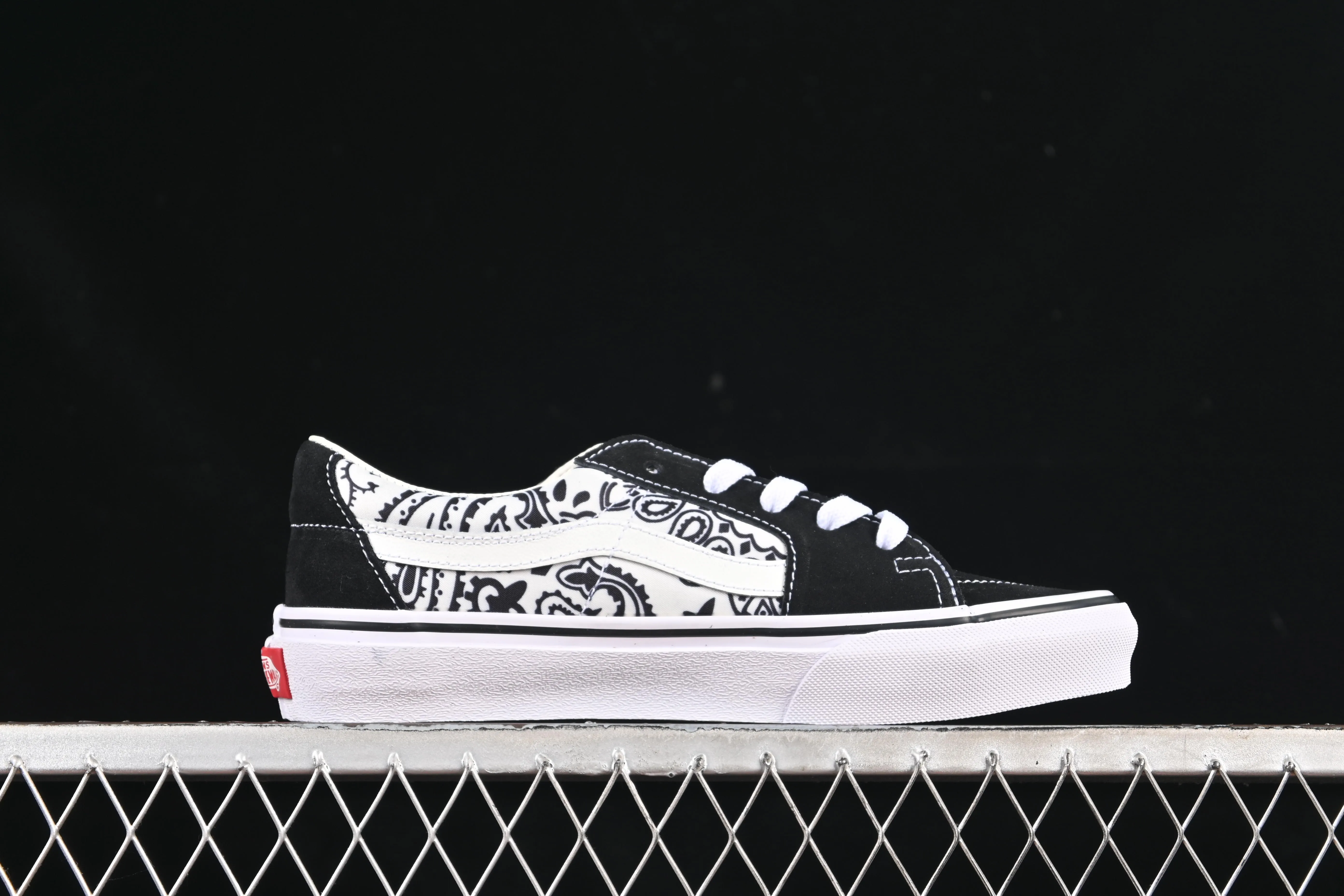 All categories Vans Vans series Vans Low Vans low-top Vans Sk8-Low Vans cashew flower non-slip casual skateboard shoes VN0A4UWI5MW